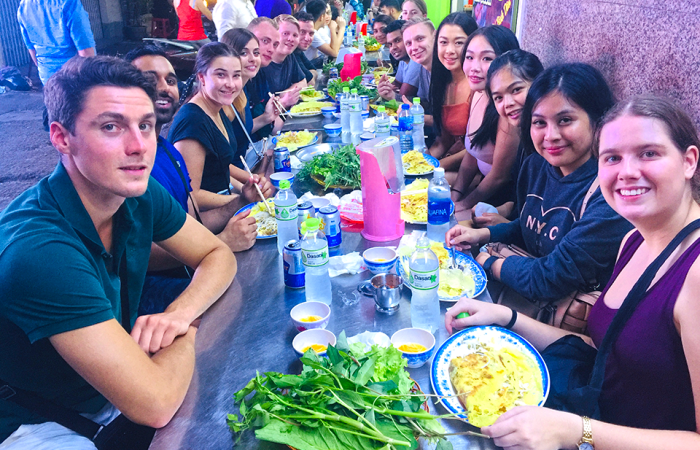 Saigon Food Tour By Motorbike (Unlimited Food+Drink)