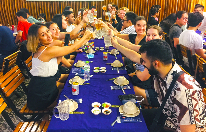 Saigon Food Tour By Motorbike (Unlimited Food+Drink)