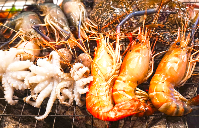 Saigon Food Tour By Motorbike (Unlimited Food+Drink)