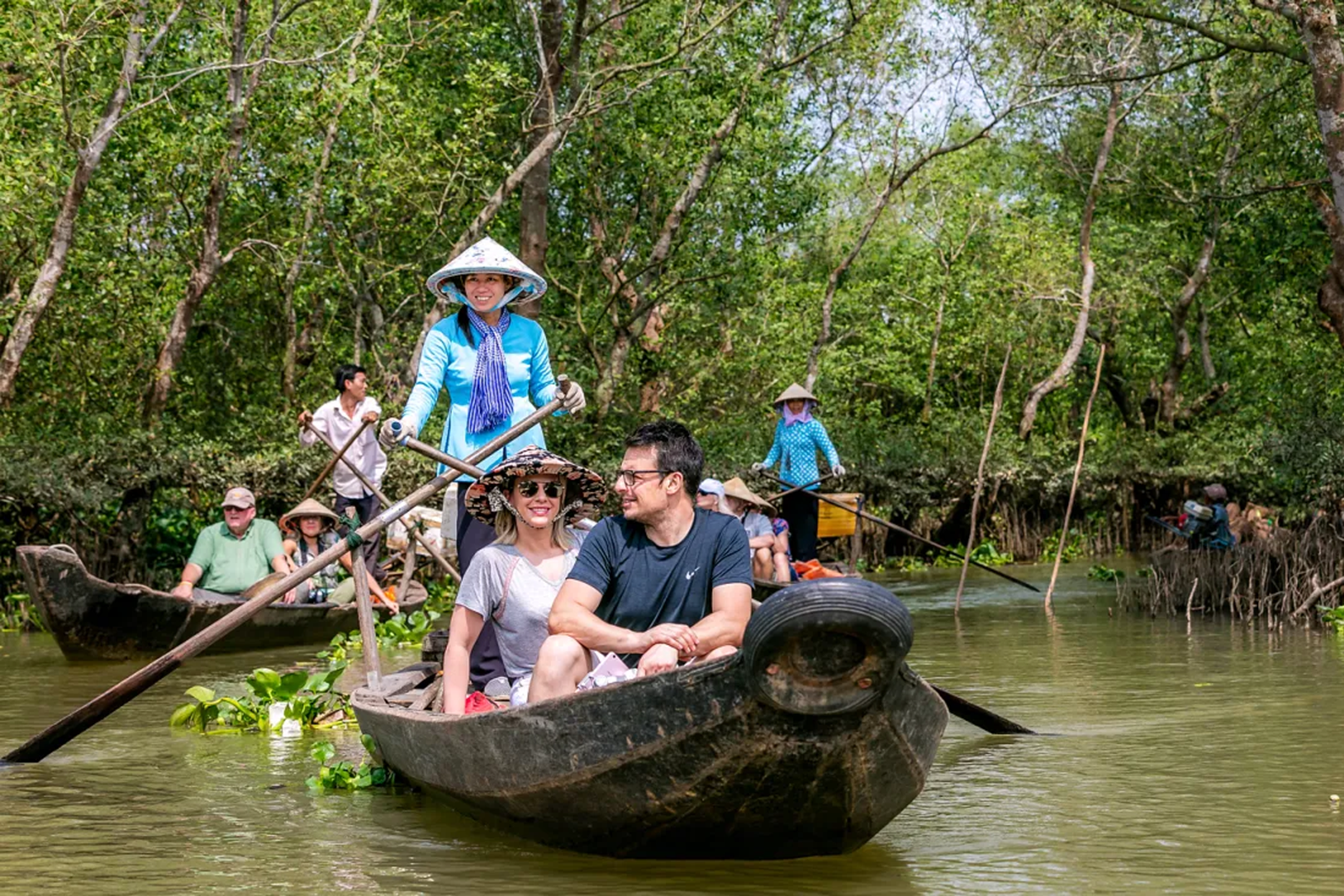 Mekong rowing boat