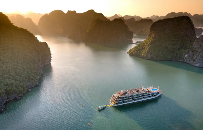 Vietnam’s Signature Route — A 14‑Day Journey from Hanoi to the Mekong