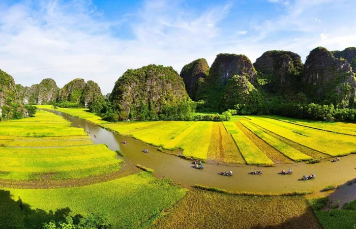 Whispers of Vietnam: A 10‑Day Journey Through Time