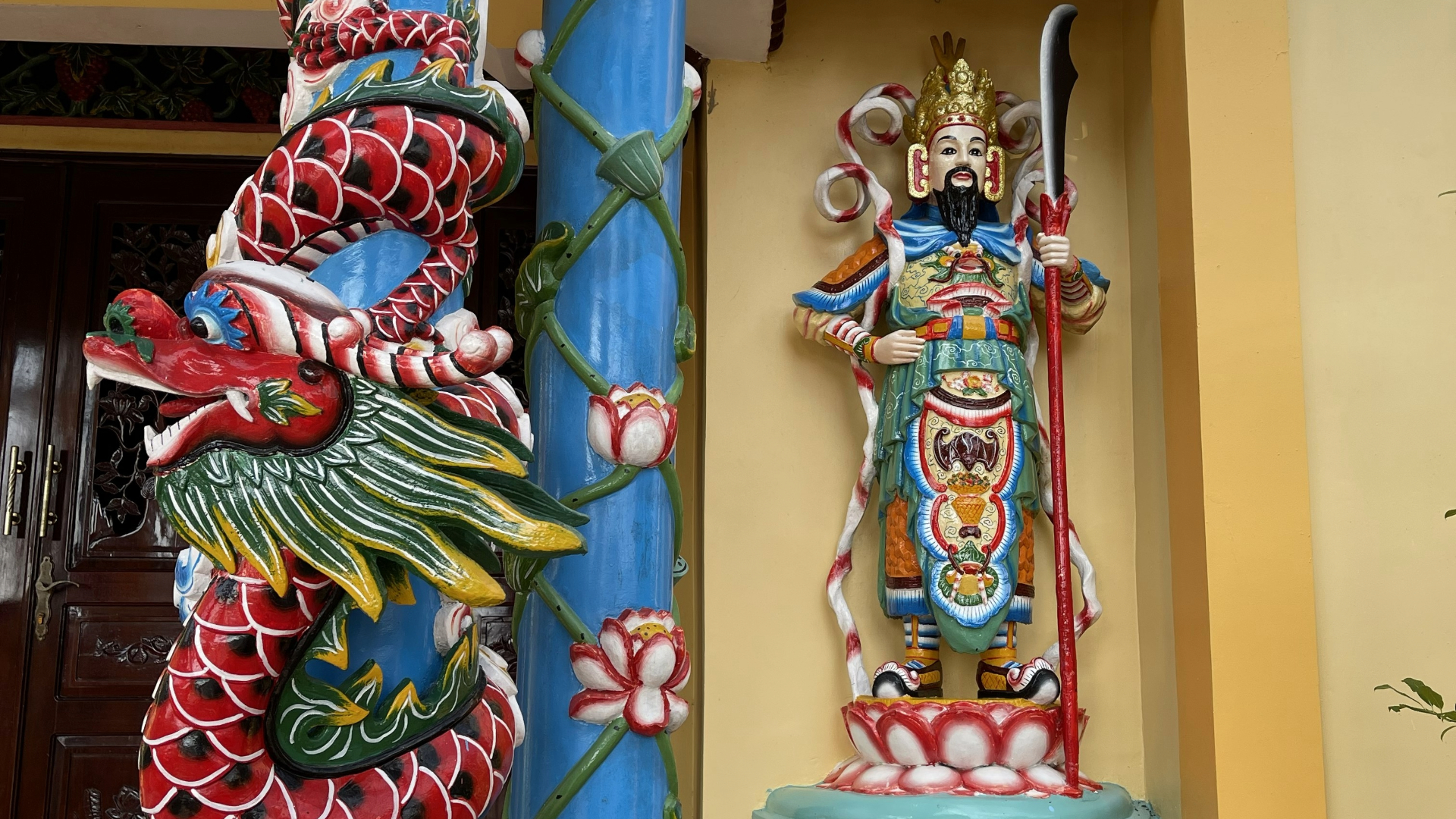 Cao Dai Temple