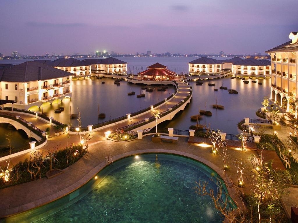 Conferences, Summits & Production 3 Hanoi Diplomatic Summits