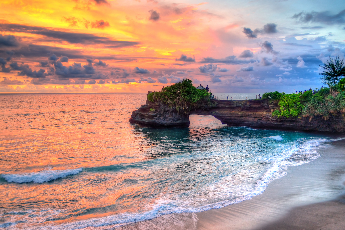 Pre- Post- Touring & Extensions 3 Exclusive Island & Wellness Havens