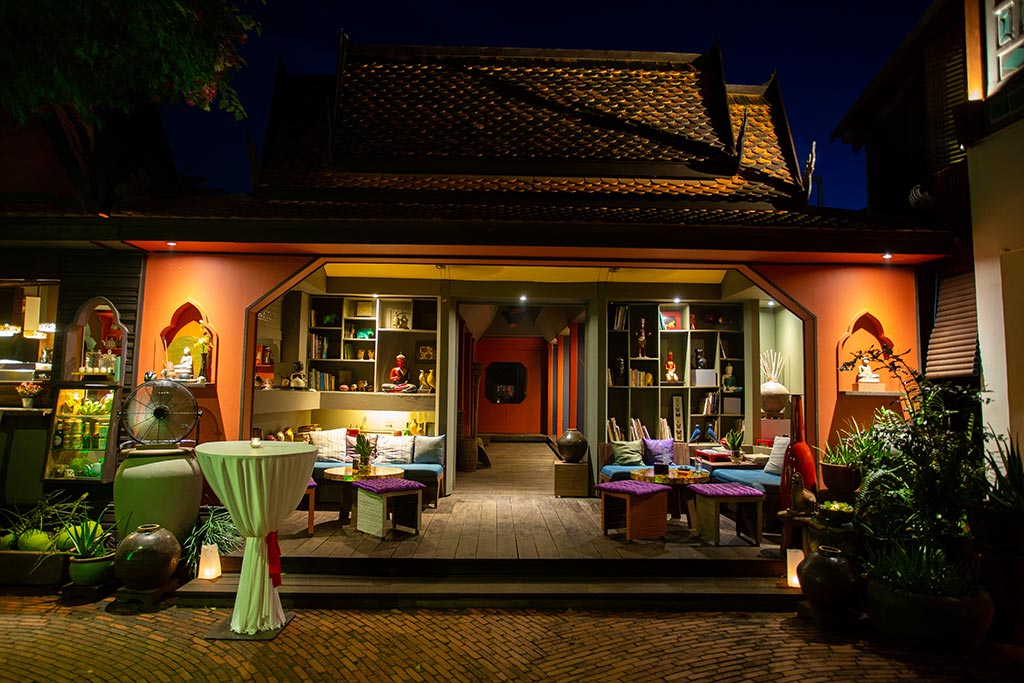 Theam Art Gallery Private Dinner & Art Talk